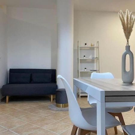 Loft Comodo Ed Elegante • Wi-Fi E Colazione Sanluri Exterior photo