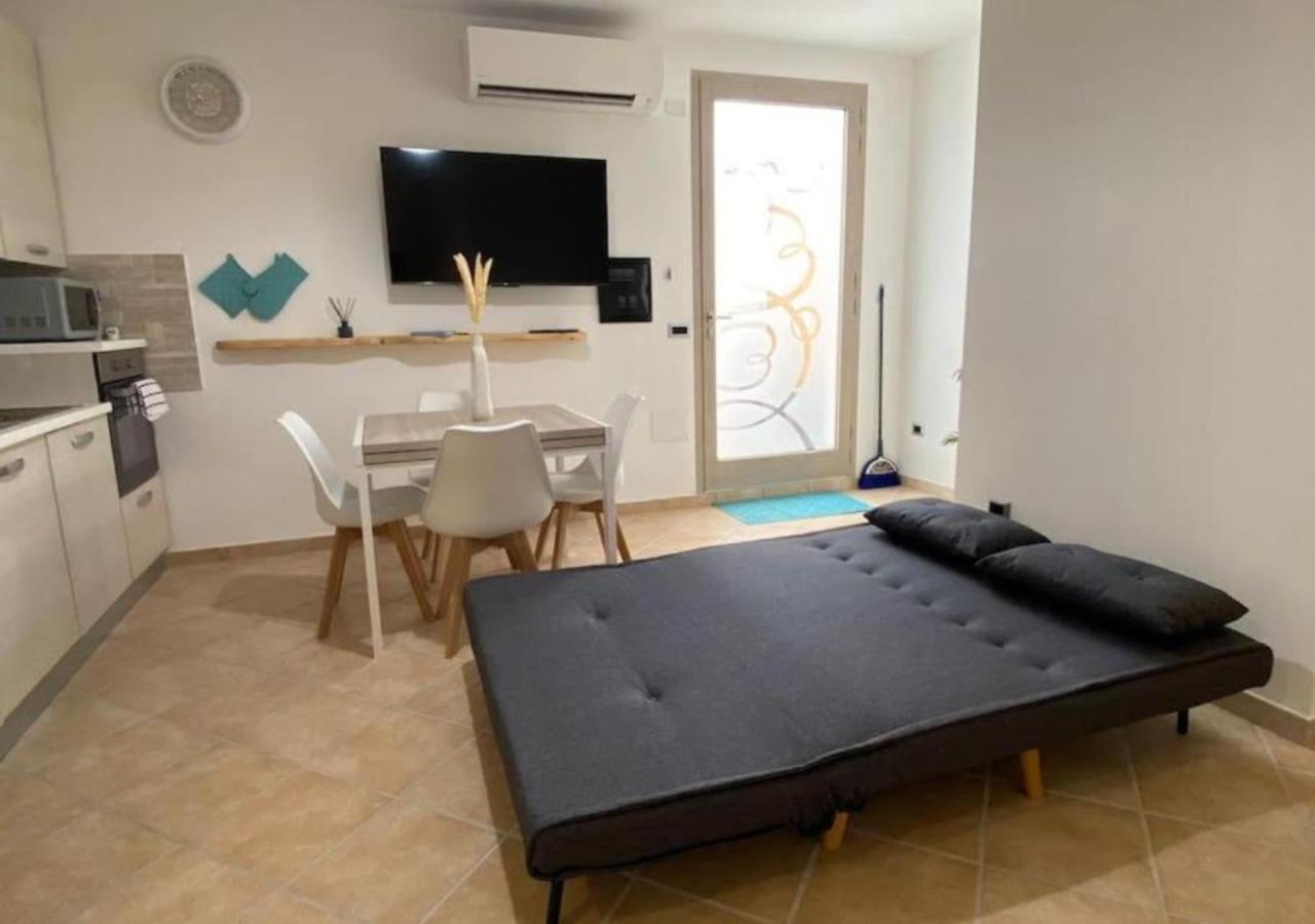 Loft Comodo Ed Elegante • Wi-Fi E Colazione Sanluri Exterior photo